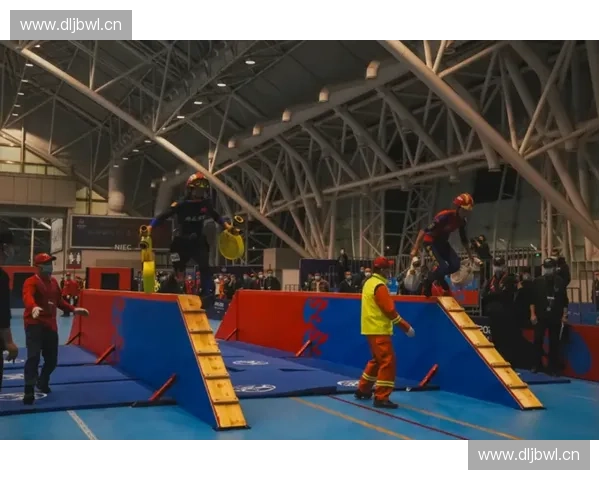 EG战队赛场激战全景解析聚焦巅峰对决展现团队荣耀与实力 EG战队赛场激战全景解析聚焦巅峰对决展现团队荣耀与实力